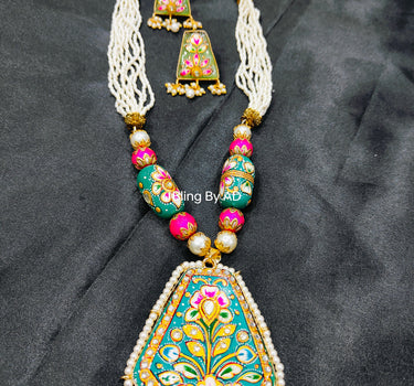 Tanjore Art Tumble Pendant Set